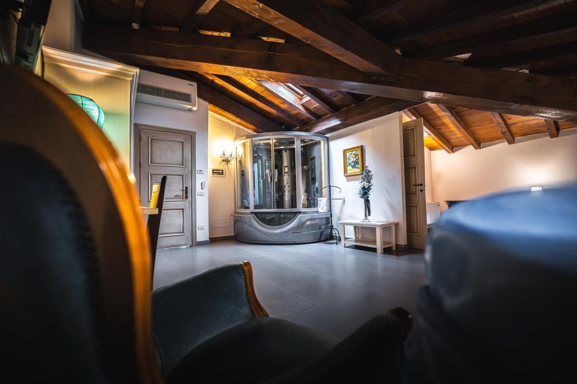 Hotel La Tavola Rotonda Cortemaggiore Luaran gambar