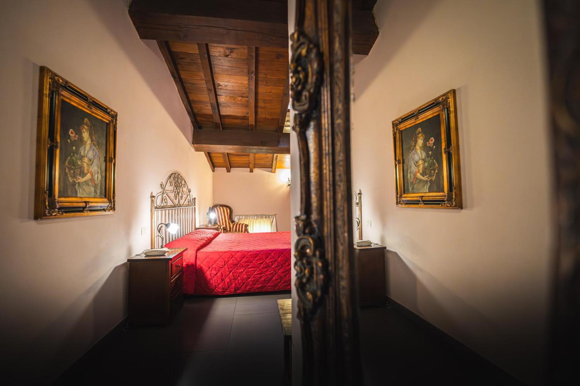 Hotel La Tavola Rotonda Cortemaggiore Luaran gambar