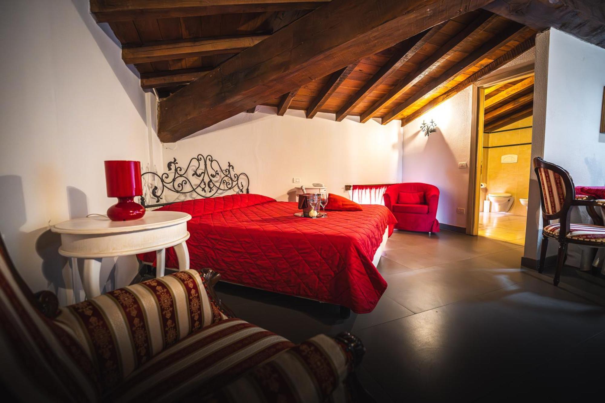 Hotel La Tavola Rotonda Cortemaggiore Bilik gambar