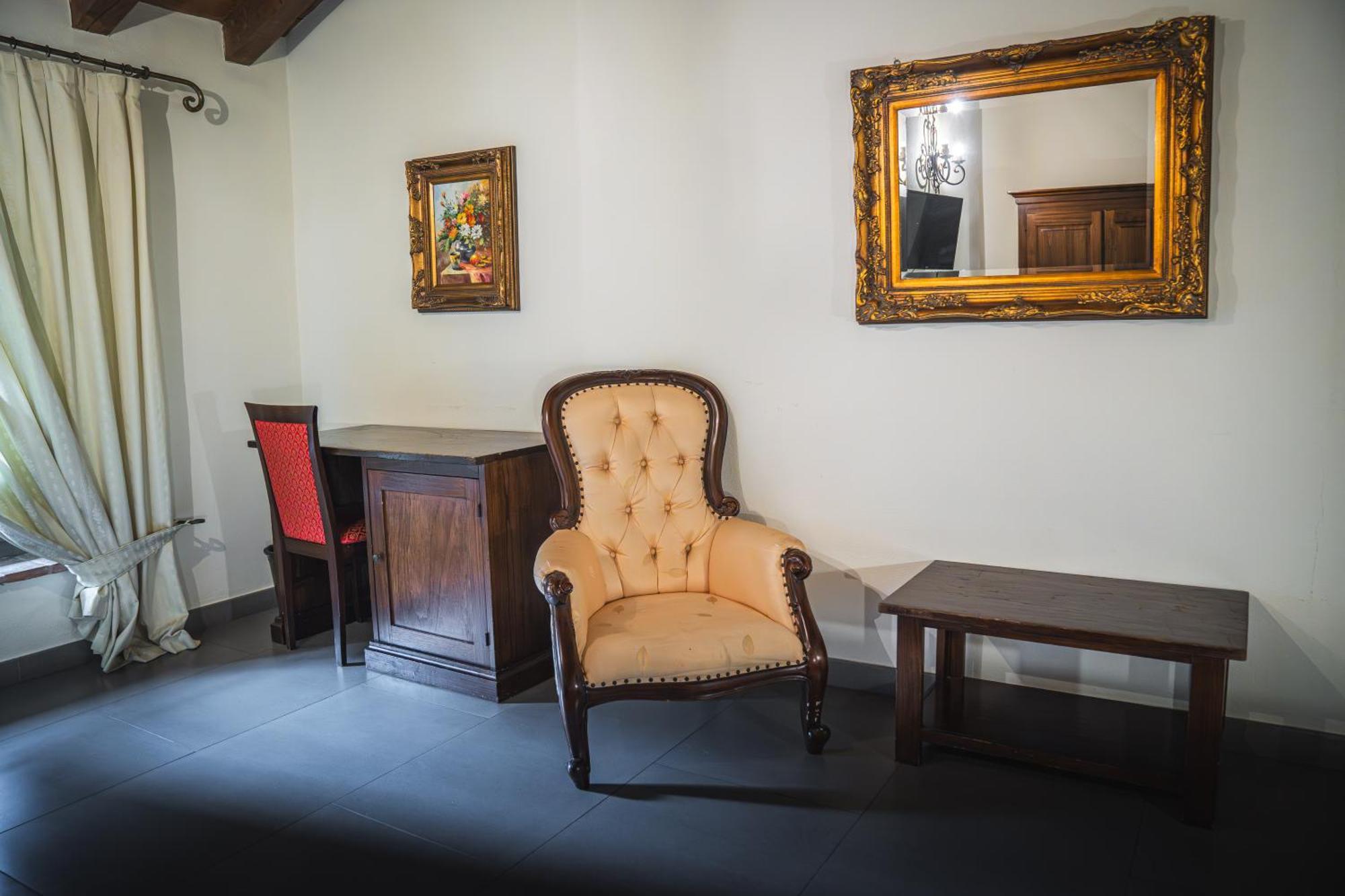 Hotel La Tavola Rotonda Cortemaggiore Bilik gambar